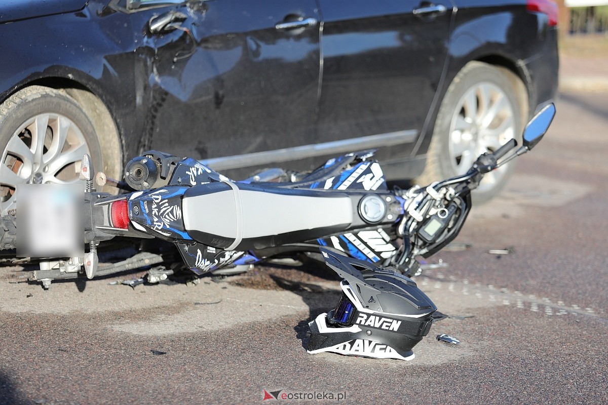 Wypadek w Łęgu Przedmiejskim [10.10.2025] - zdjęcie #5 - eOstroleka.pl