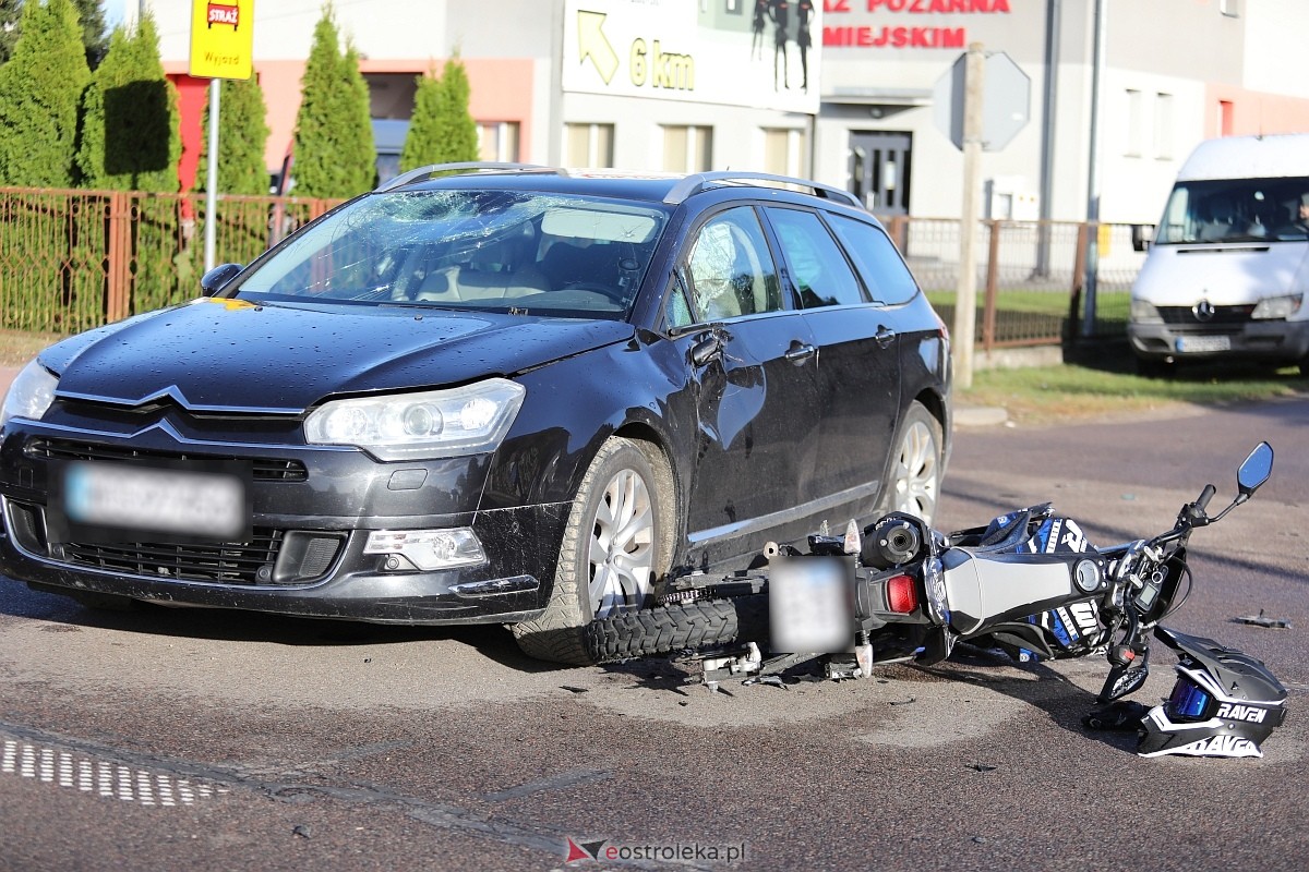 Wypadek w Łęgu Przedmiejskim [10.10.2025] - zdjęcie #4 - eOstroleka.pl