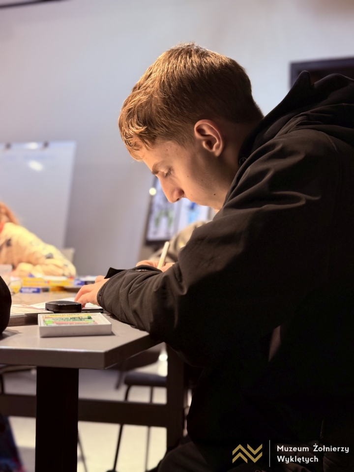 Noc Księgarń 2025 w Muzeum Żołnierzy Wyklętych [10.10.2025] - zdjęcie #8 - eOstroleka.pl