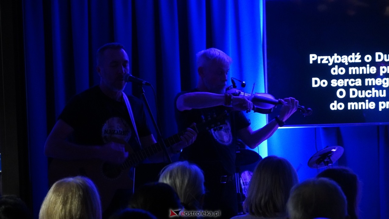 GOK Olszewo-Borki pękał w szwach! Niezwykły koncert zespołu Nazaret - zdjęcie #43 - eOstroleka.pl