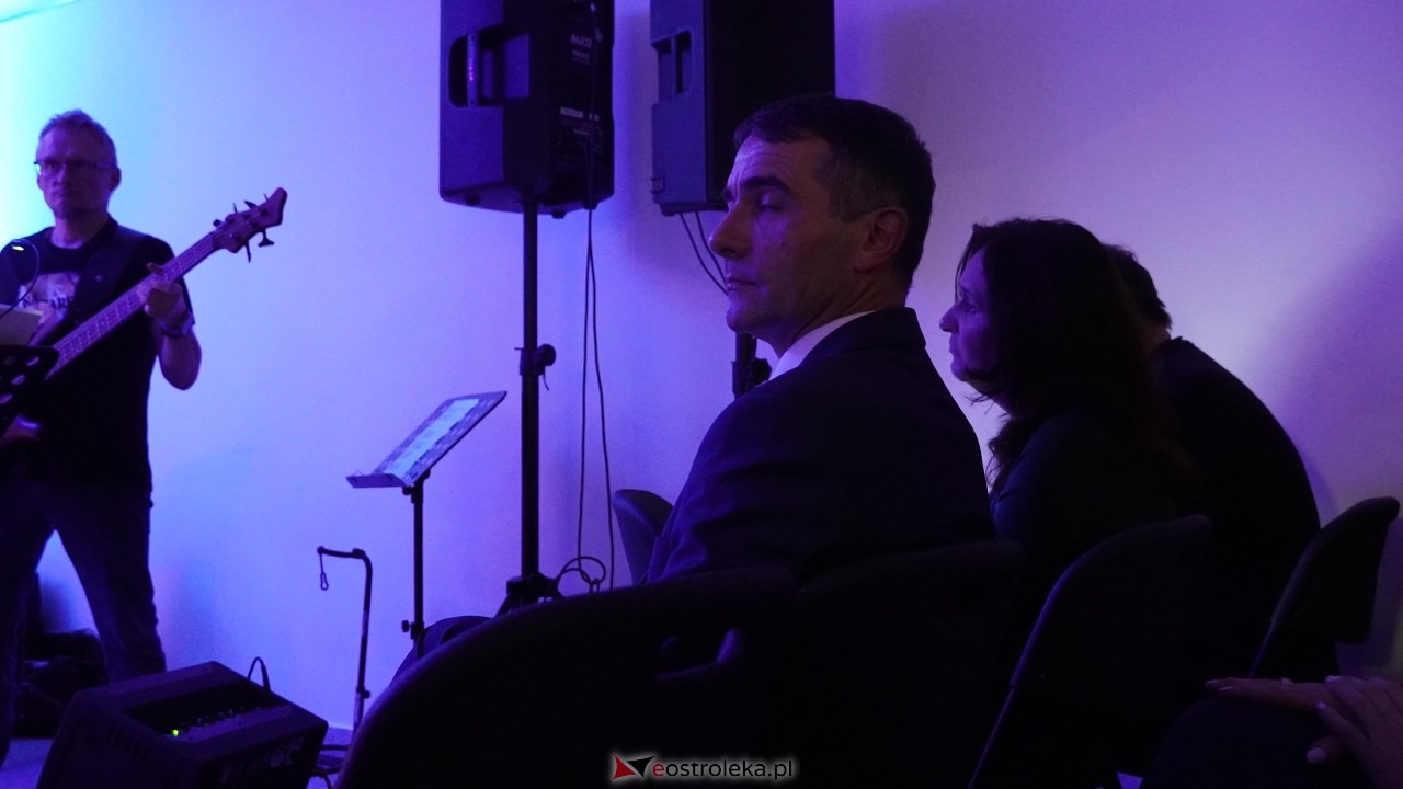 GOK Olszewo-Borki pękał w szwach! Niezwykły koncert zespołu Nazaret - zdjęcie #13 - eOstroleka.pl