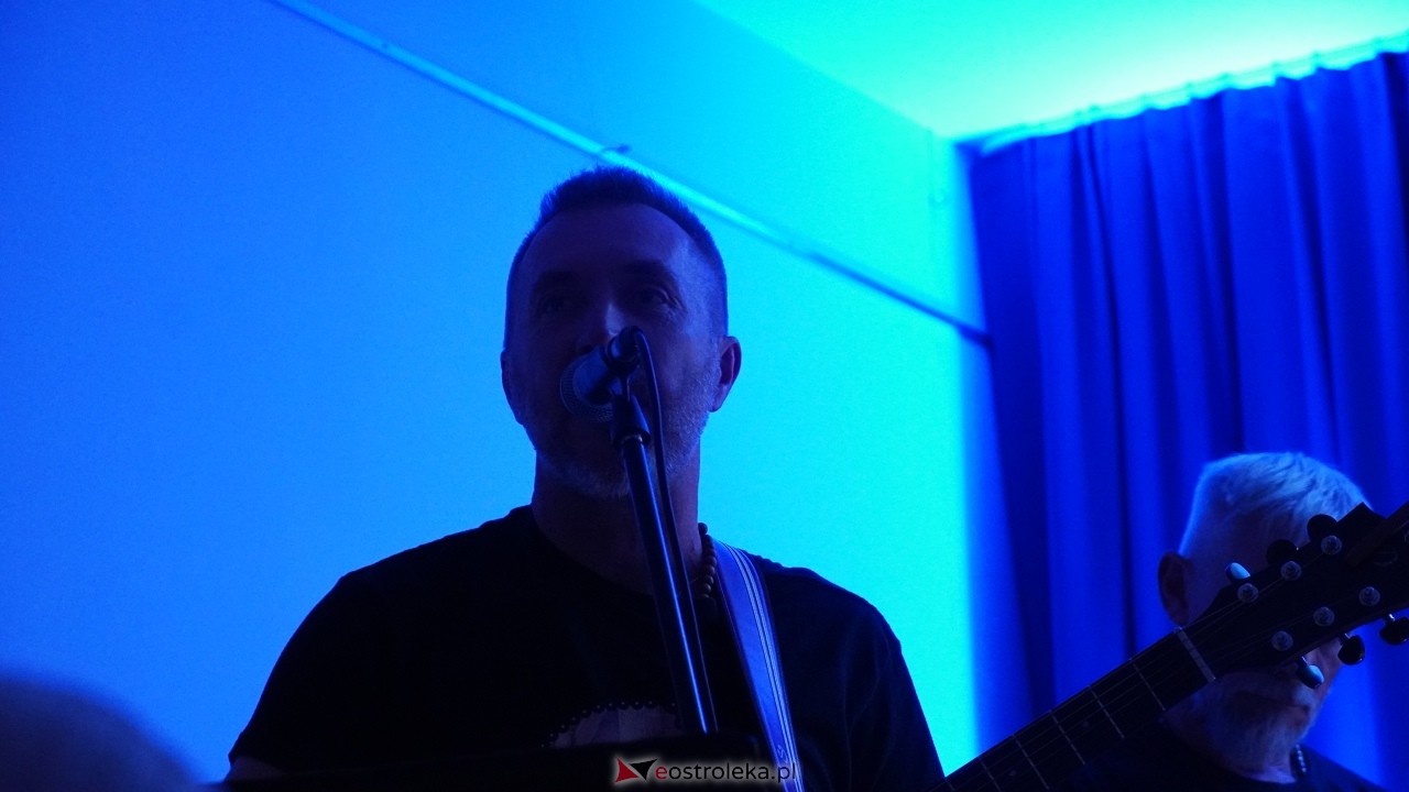 GOK Olszewo-Borki pękał w szwach! Niezwykły koncert zespołu Nazaret - zdjęcie #10 - eOstroleka.pl