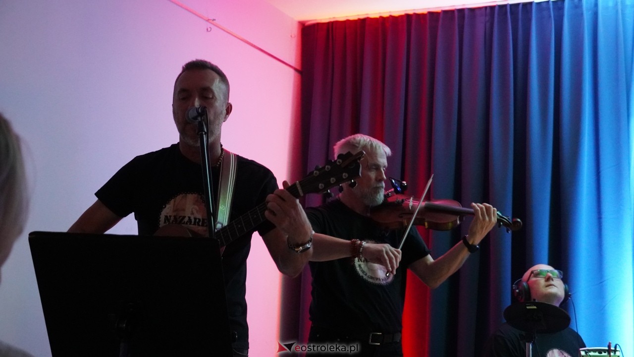 GOK Olszewo-Borki pękał w szwach! Niezwykły koncert zespołu Nazaret - zdjęcie #9 - eOstroleka.pl