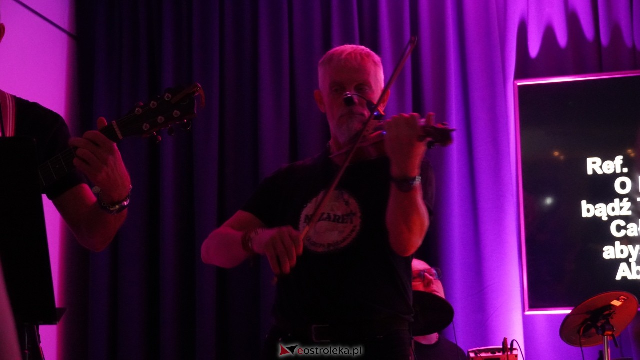 GOK Olszewo-Borki pękał w szwach! Niezwykły koncert zespołu Nazaret - zdjęcie #4 - eOstroleka.pl