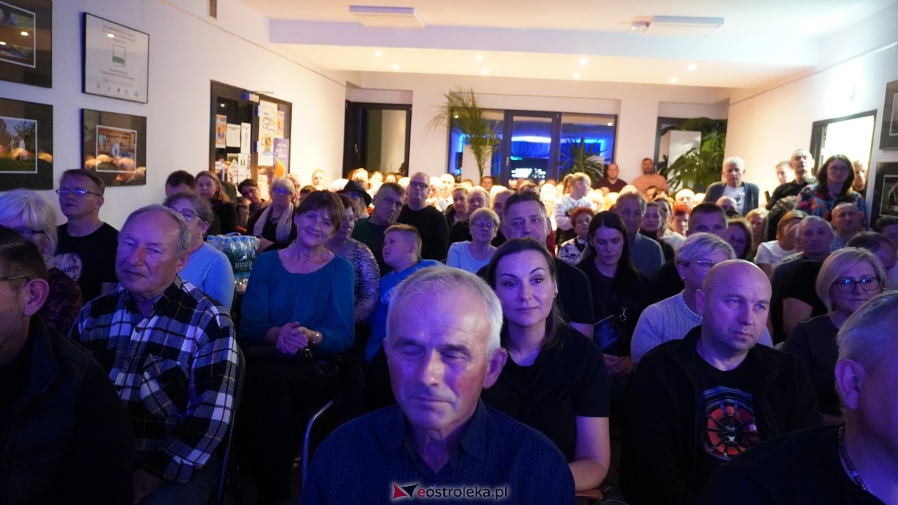 GOK Olszewo-Borki pękał w szwach! Niezwykły koncert zespołu Nazaret - zdjęcie #2 - eOstroleka.pl
