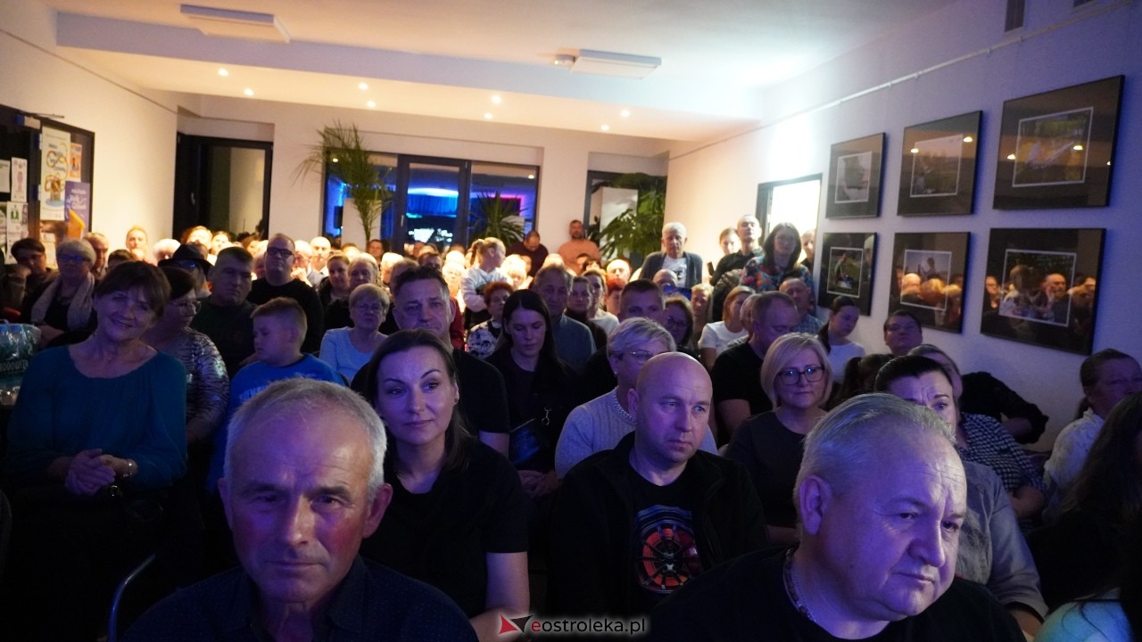 GOK Olszewo-Borki pękał w szwach! Niezwykły koncert zespołu Nazaret - zdjęcie #1 - eOstroleka.pl