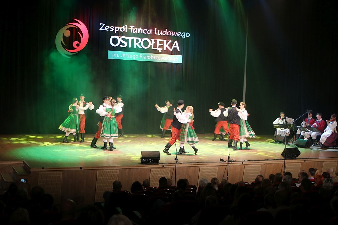 Ostrołęcki Dzień Tańca Ludowego [12.10.2025] - zdjęcie #49 - eOstroleka.pl