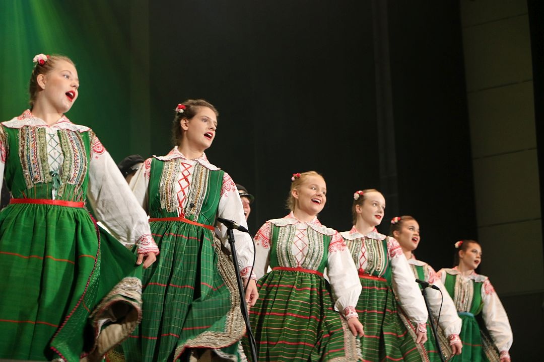 Ostrołęcki Dzień Tańca Ludowego [12.10.2025] - zdjęcie #39 - eOstroleka.pl