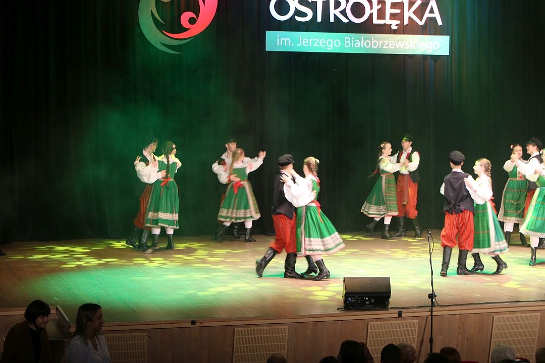 Ostrołęcki Dzień Tańca Ludowego [12.10.2025] - zdjęcie #36 - eOstroleka.pl
