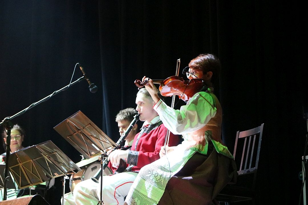 Ostrołęcki Dzień Tańca Ludowego [12.10.2025] - zdjęcie #26 - eOstroleka.pl