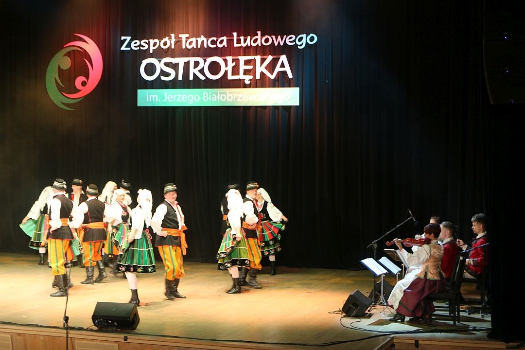 Ostrołęcki Dzień Tańca Ludowego [12.10.2025] - zdjęcie #22 - eOstroleka.pl