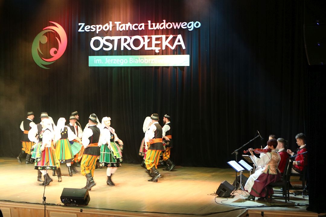 Ostrołęcki Dzień Tańca Ludowego [12.10.2025] - zdjęcie #21 - eOstroleka.pl
