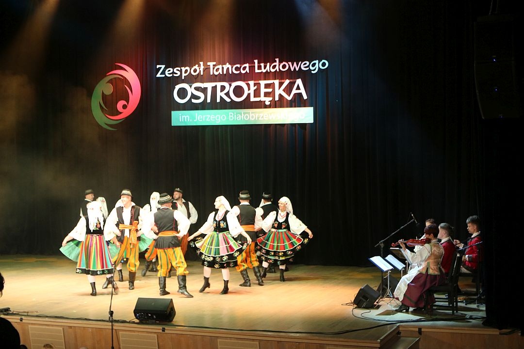 Ostrołęcki Dzień Tańca Ludowego [12.10.2025] - zdjęcie #20 - eOstroleka.pl