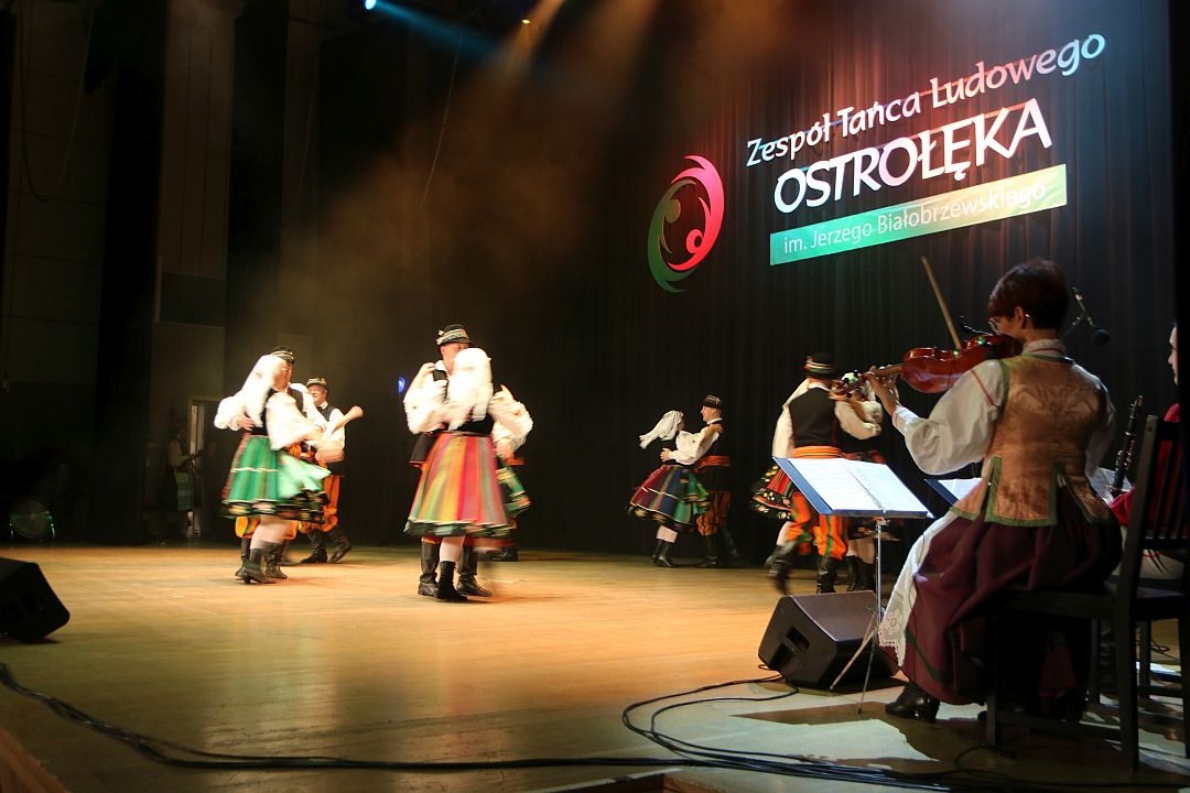 Ostrołęcki Dzień Tańca Ludowego [12.10.2025] - zdjęcie #14 - eOstroleka.pl