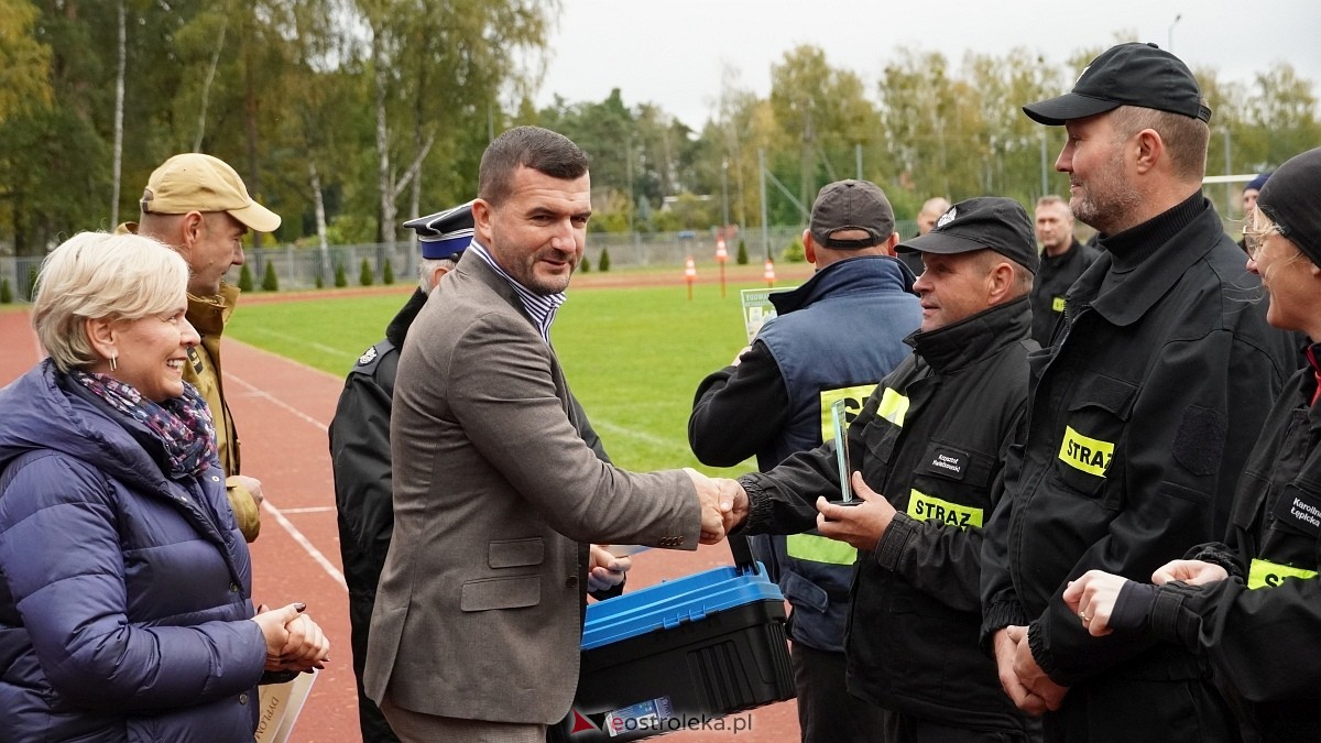 Gminne Zawody Sportowo-Pożarnicze w Lelisie [12.10.2025] - zdjęcie #24 - eOstroleka.pl