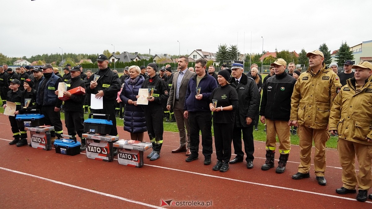 Gminne Zawody Sportowo-Pożarnicze w Lelisie [12.10.2025] - zdjęcie #10 - eOstroleka.pl