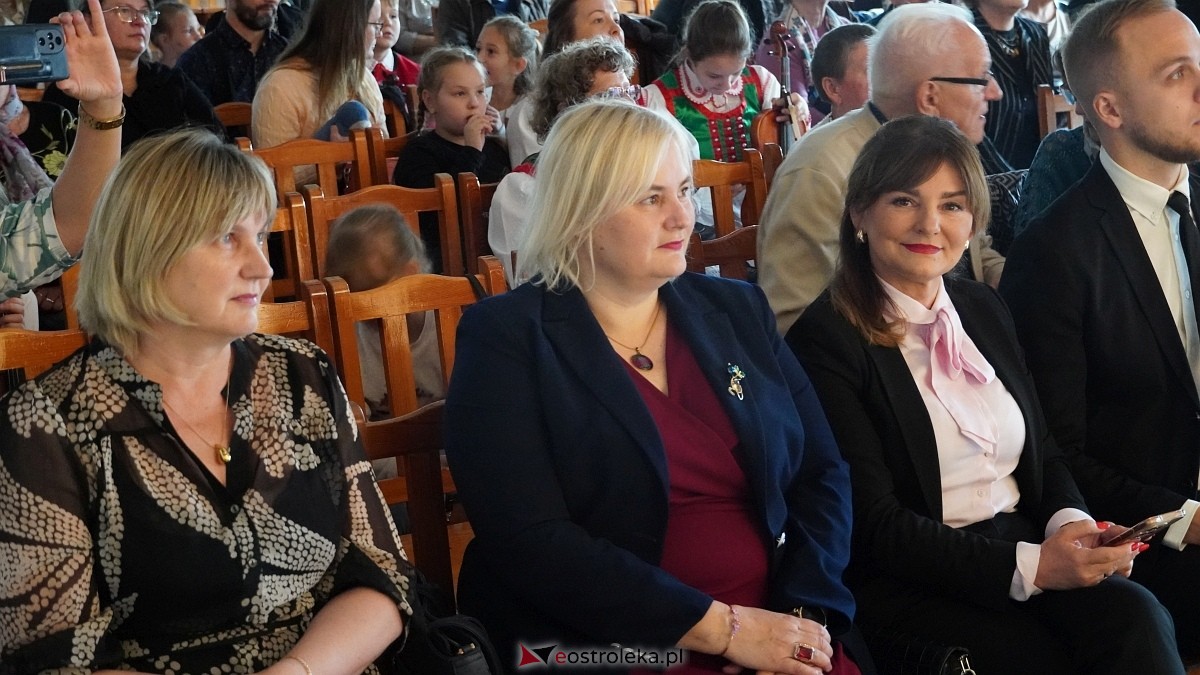 Kurpiowskie Granie w Lelisie [12.10.2025] - zdjęcie #51 - eOstroleka.pl