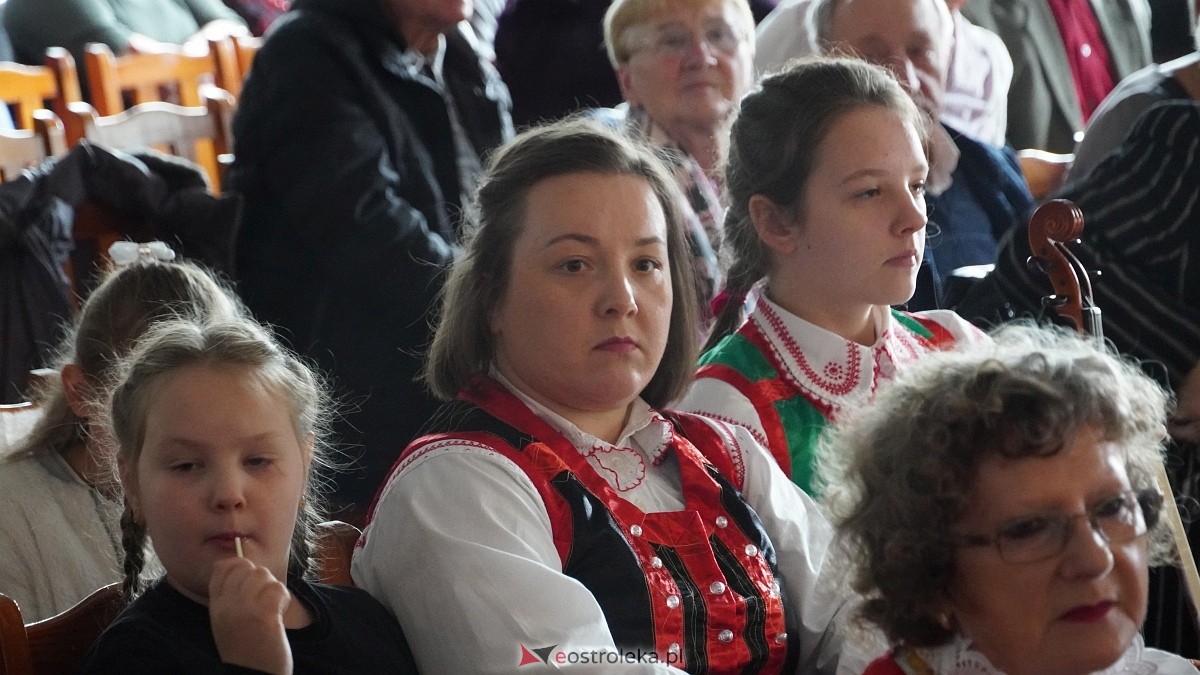 Kurpiowskie Granie w Lelisie [12.10.2025] - zdjęcie #44 - eOstroleka.pl