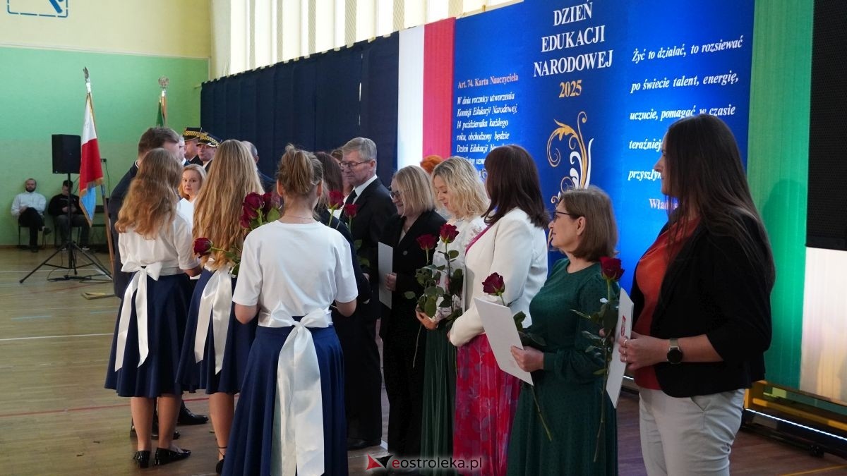 Obchody Dnia Edukacji Narodowej w Ostrołęce [14.10.2025] - zdjęcie #98 - eOstroleka.pl