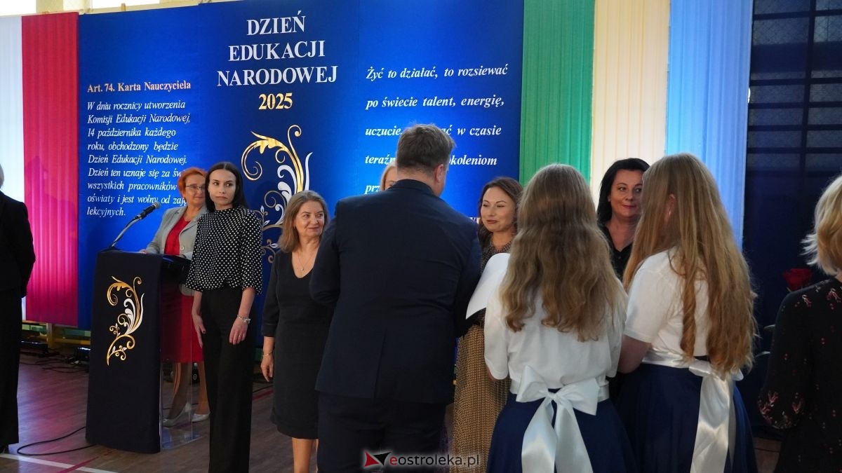 Obchody Dnia Edukacji Narodowej w Ostrołęce [14.10.2025] - zdjęcie #83 - eOstroleka.pl
