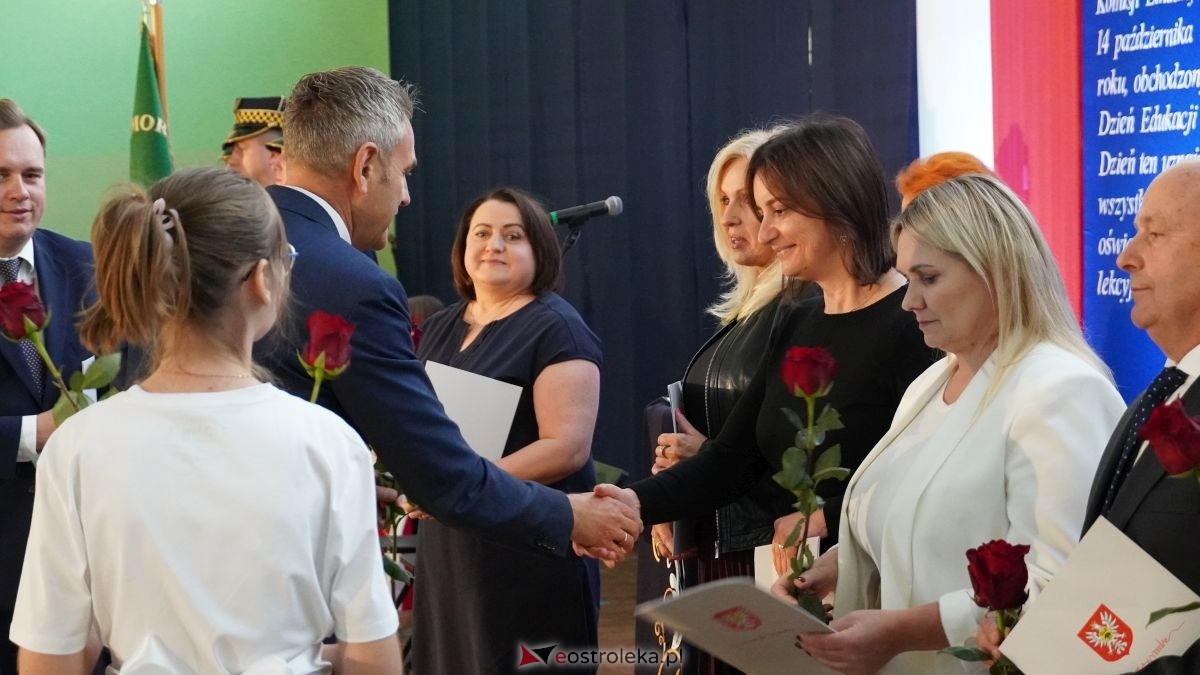 Obchody Dnia Edukacji Narodowej w Ostrołęce [14.10.2025] - zdjęcie #37 - eOstroleka.pl