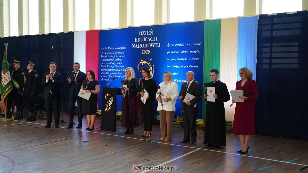 Obchody Dnia Edukacji Narodowej w Ostrołęce [14.10.2025] - zdjęcie #36 - eOstroleka.pl