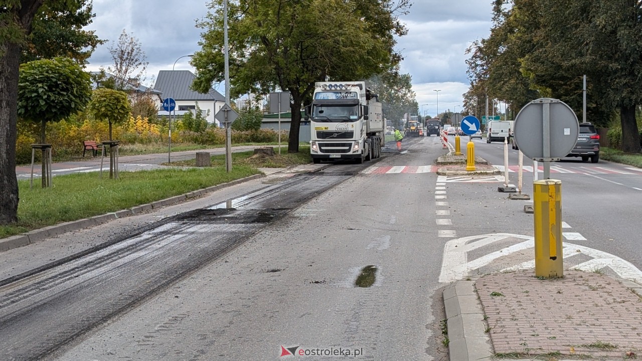 Prace remontowe na 11 Listopada [14.10.2025] - zdjęcie #3 - eOstroleka.pl
