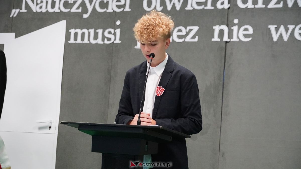 Metalówka ma skarb! Do szkoły trafiła pamiątka dr Psarskiego [15.10] - zdjęcie #102 - eOstroleka.pl