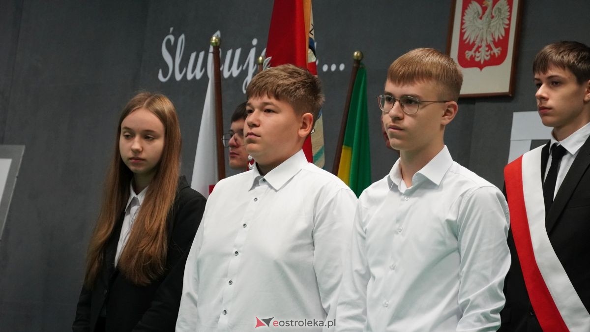 Metalówka ma skarb! Do szkoły trafiła pamiątka dr Psarskiego [15.10] - zdjęcie #96 - eOstroleka.pl