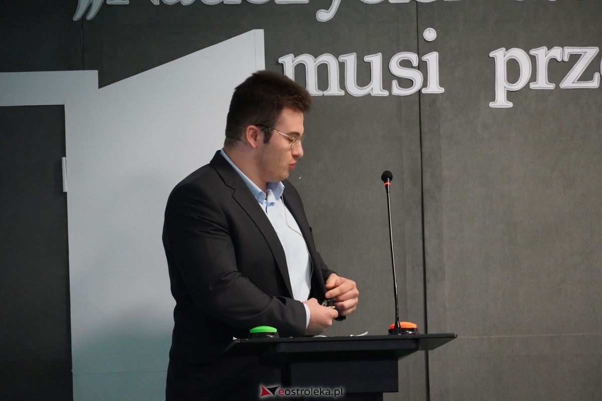 Metalówka ma skarb! Do szkoły trafiła pamiątka dr Psarskiego [15.10] - zdjęcie #34 - eOstroleka.pl