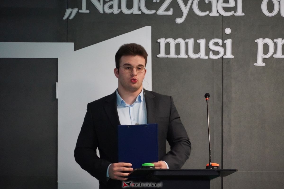 Metalówka ma skarb! Do szkoły trafiła pamiątka dr Psarskiego [15.10] - zdjęcie #31 - eOstroleka.pl