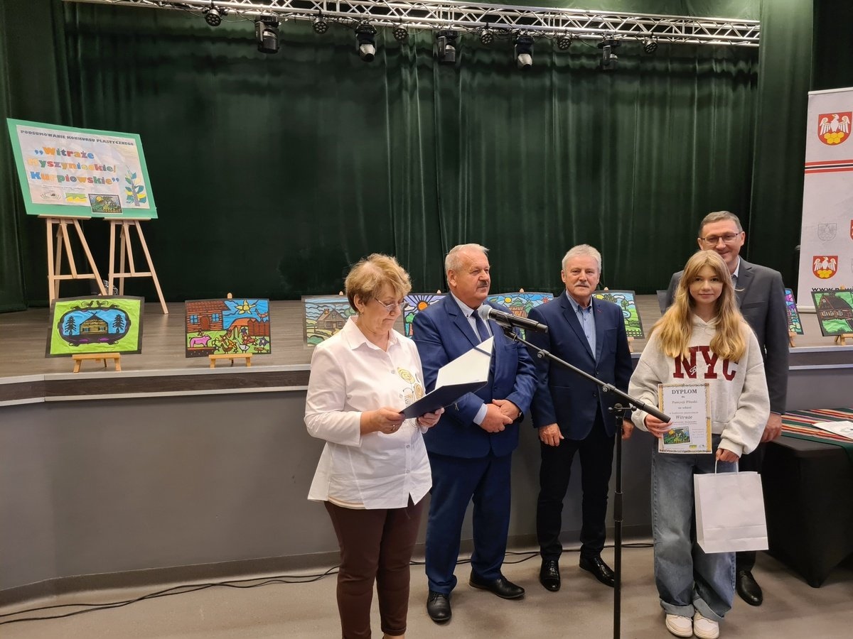  PODSUMOWANIE KONKURSU PLASTYCZNEGO WITRAŻE MYSZYNIECKIE/KURPIOWSKIE [15.10.2025] - zdjęcie #18 - eOstroleka.pl