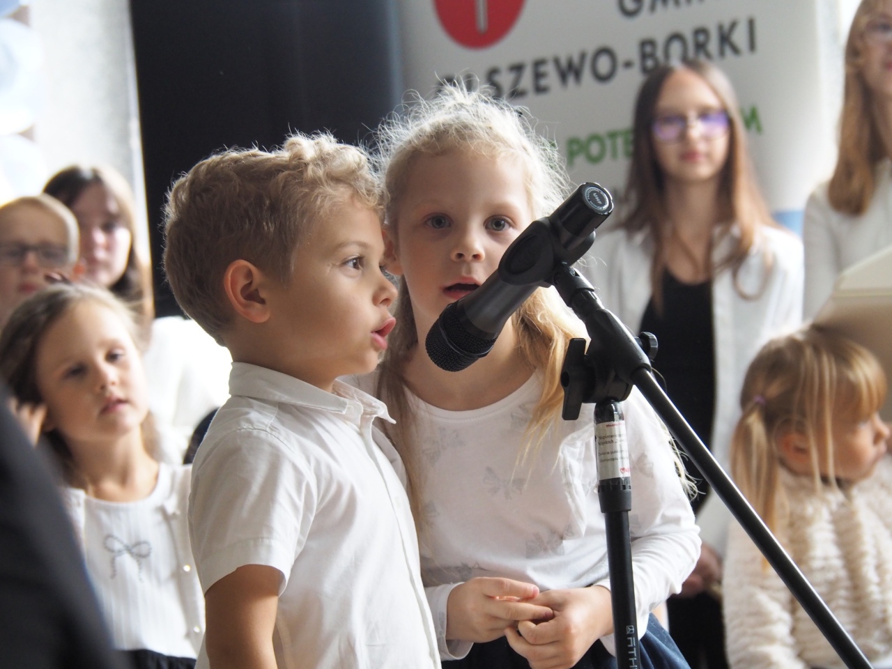 Gminne obchody Dnia Edukacji Narodowej w Olszewie-Borkach [15.10.2025] - zdjęcie #2 - eOstroleka.pl