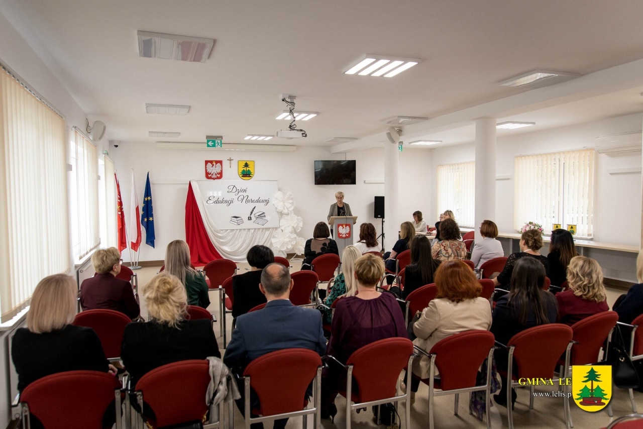 Dzień Edukacji Narodowej w Gminie Lelis [14.10.2025] - zdjęcie #8 - eOstroleka.pl