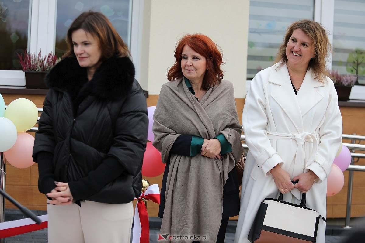 Oficjalne otwarcie nowego żłobka samorządowego w Nowej Wsi [15.10.2025] - zdjęcie #24 - eOstroleka.pl