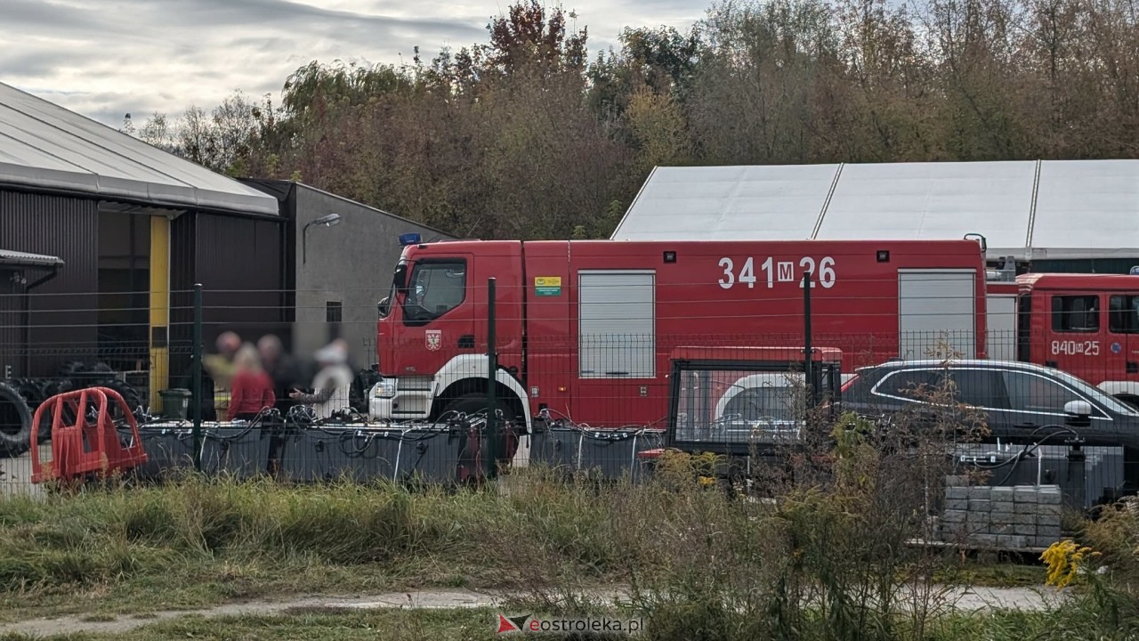 Pożar na Kołobrzeskiej w Ostrołęce [15.10.2025] - zdjęcie #2 - eOstroleka.pl