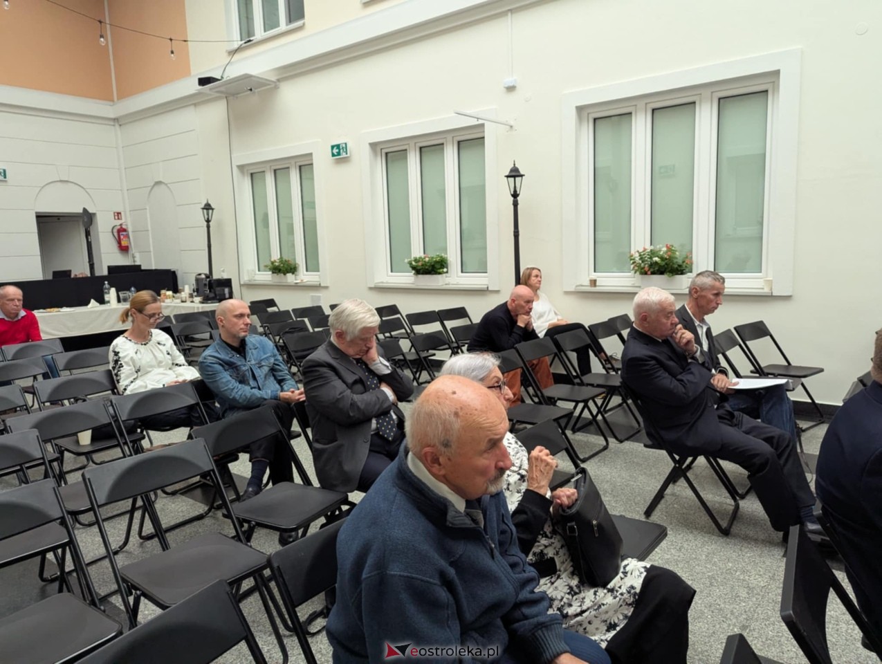 Konferencja „Trwanie pod obcą władzą”  [15.10.2025] - zdjęcie #11 - eOstroleka.pl