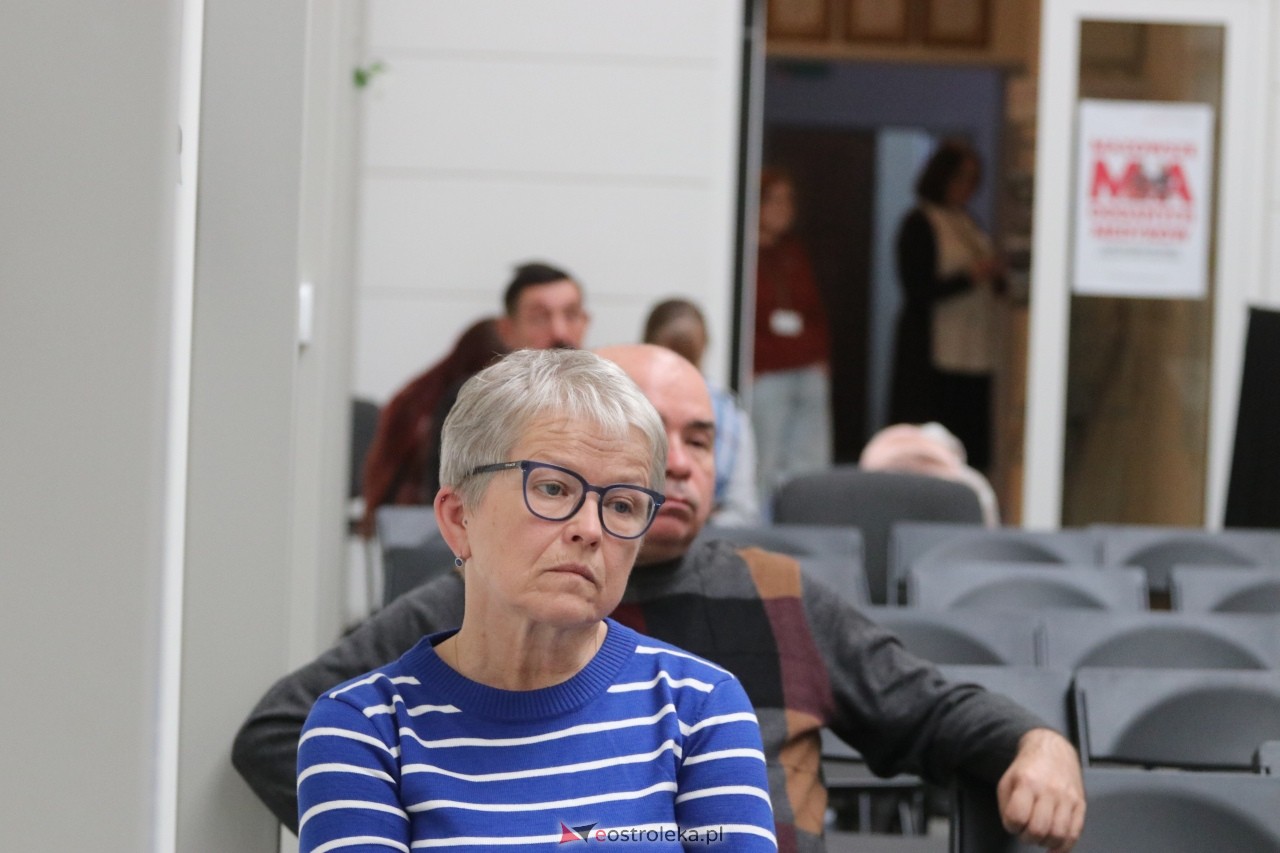 Konferencja „Trwanie pod obcą władzą”  [15.10.2025] - zdjęcie #8 - eOstroleka.pl