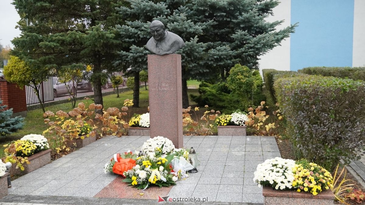 Miejskie obchody Dnia Patrona Miasta - św. Jana Pawła II [16.10.2025] - zdjęcie #3 - eOstroleka.pl