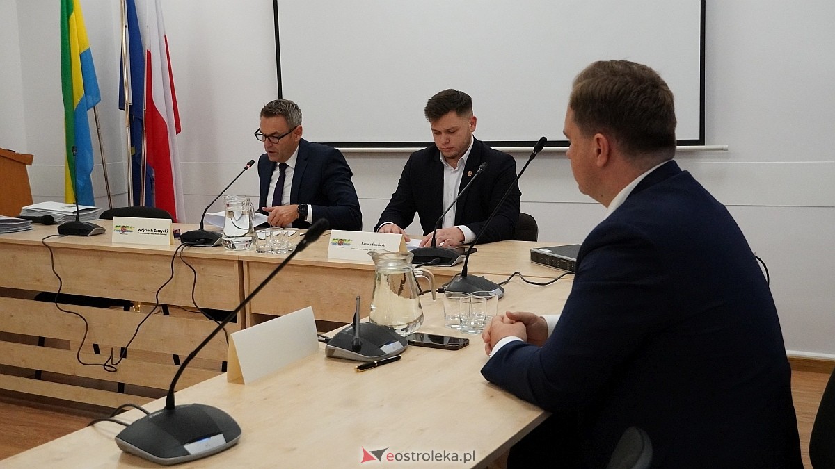 Inauguracyjna sesja Młodzieżowej Rady Miasta Ostrołęka [16.10.2025] - zdjęcie #22 - eOstroleka.pl