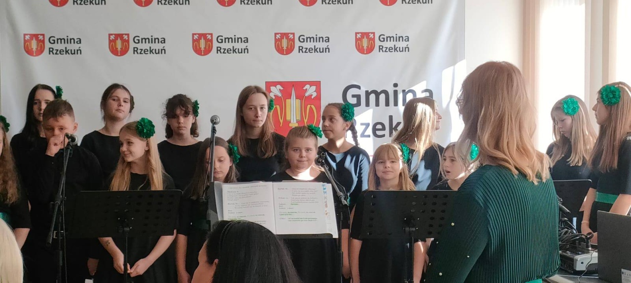 Gminne obchody Dnia Edukacji Narodowej w Rzekuniu [16.10.2025] - zdjęcie #11 - eOstroleka.pl