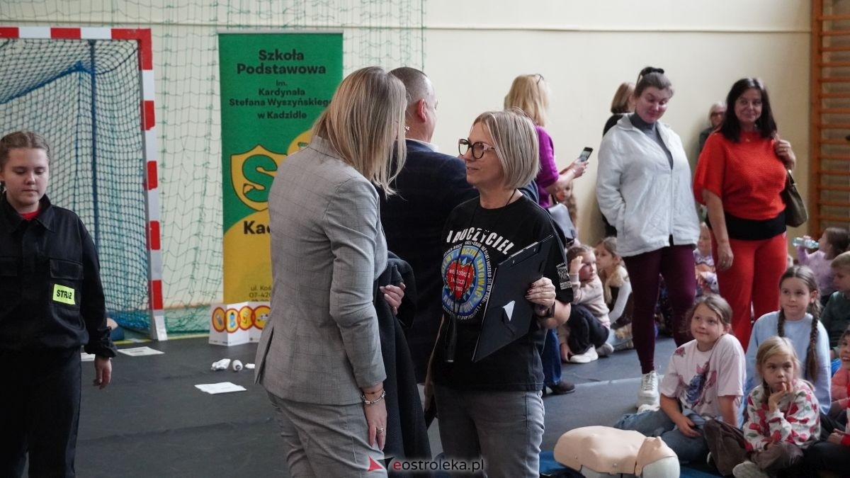 Kadzidło dołożyło swoją cegiełkę do ogólnopolskiego rekordu WOŚP! Lokalna społeczność uczyła się ratować życie z wielkim sercem [16.10.2025] - zdjęcie #81 - eOstroleka.pl