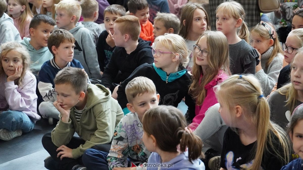 Kadzidło dołożyło swoją cegiełkę do ogólnopolskiego rekordu WOŚP! Lokalna społeczność uczyła się ratować życie z wielkim sercem [16.10.2025] - zdjęcie #75 - eOstroleka.pl