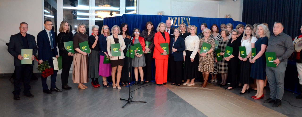 Gminny Dzień Edukacji Narodowej w Kadzidle! [13.10.2025] - zdjęcie #37 - eOstroleka.pl