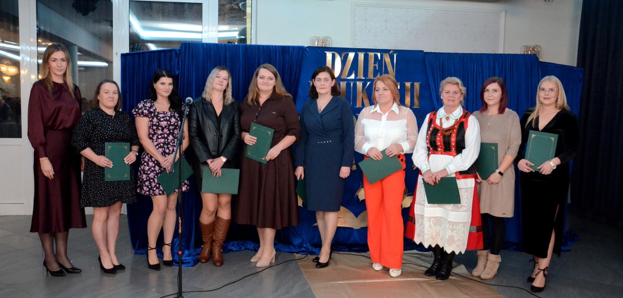 Gminny Dzień Edukacji Narodowej w Kadzidle! [13.10.2025] - zdjęcie #13 - eOstroleka.pl