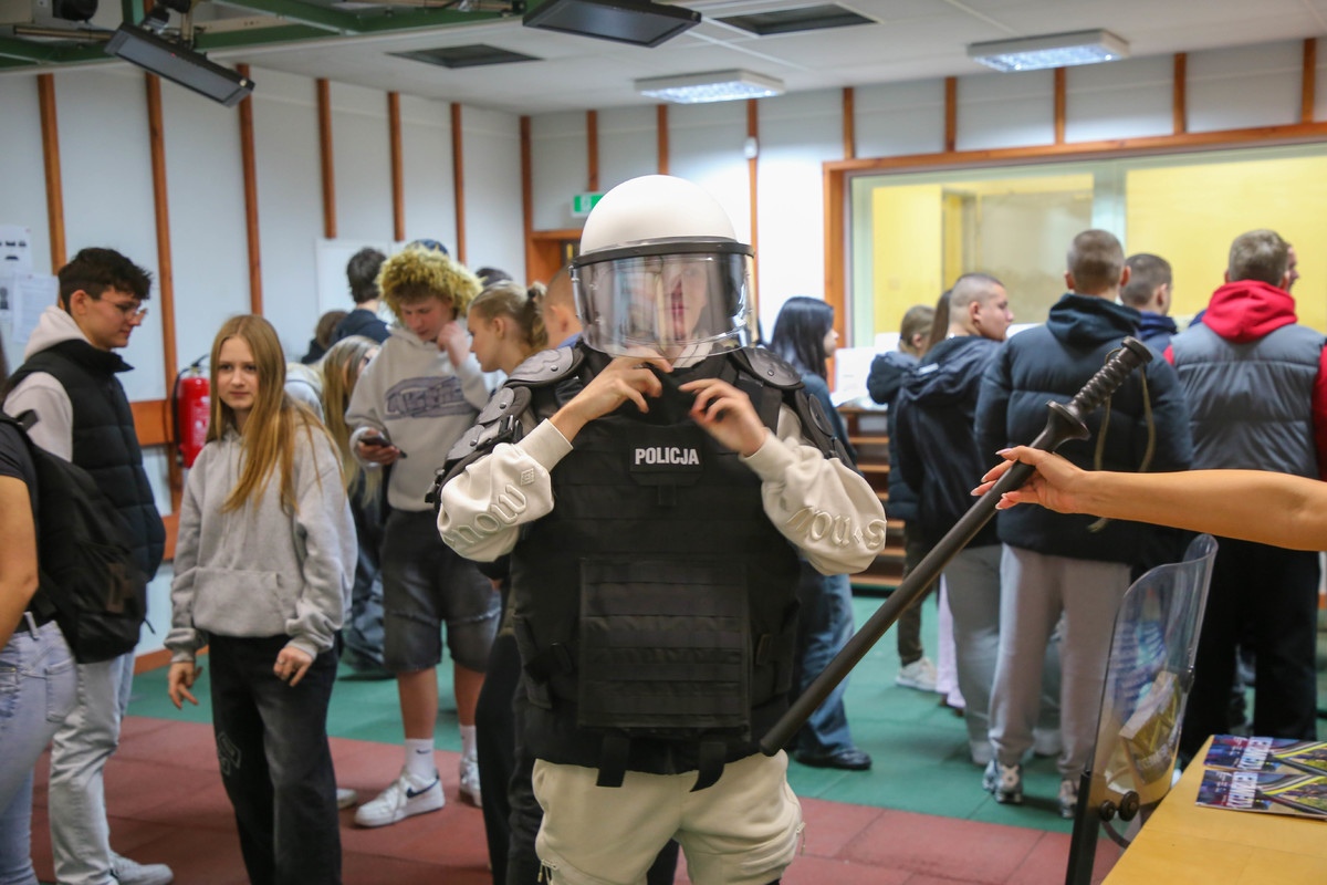 Dzień Otwarty KMP w Ostrołęce [17.10.2025] - zdjęcie #13 - eOstroleka.pl