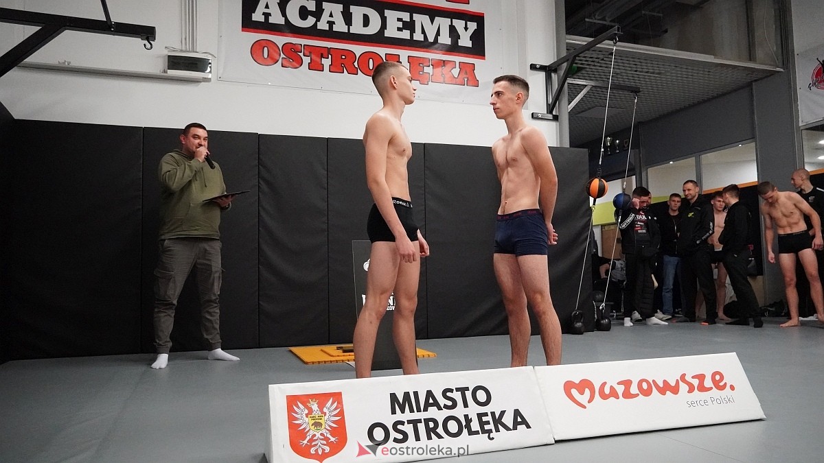 Kurpiowska Kuźnia Mistrzów - oficjalne ważenie [17.10.2025] - zdjęcie #78 - eOstroleka.pl