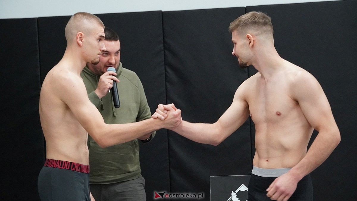 Kurpiowska Kuźnia Mistrzów - oficjalne ważenie [17.10.2025] - zdjęcie #24 - eOstroleka.pl