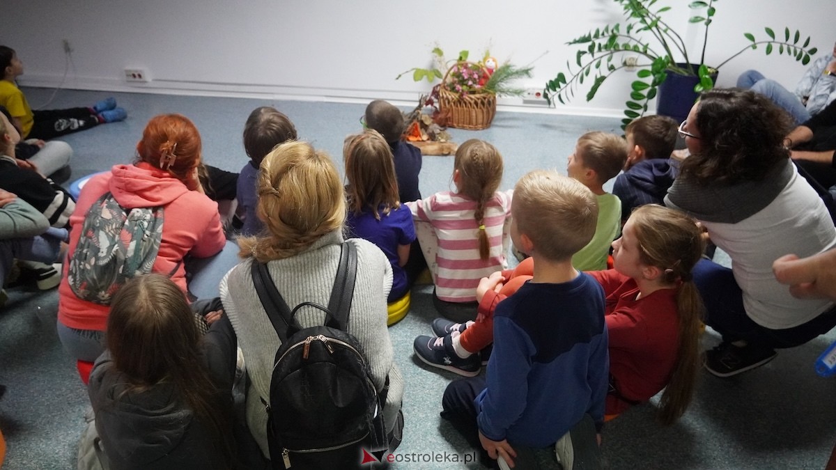 Noc bibliotek 2025: ogromny sukces Miejskiej Biblioteki Publicznej w Ostrołęce! [17.10.2025] - zdjęcie #89 - eOstroleka.pl