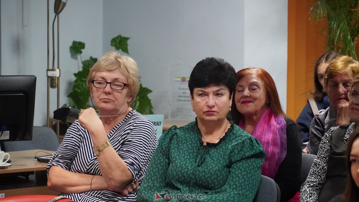Noc bibliotek 2025: ogromny sukces Miejskiej Biblioteki Publicznej w Ostrołęce! [17.10.2025] - zdjęcie #62 - eOstroleka.pl